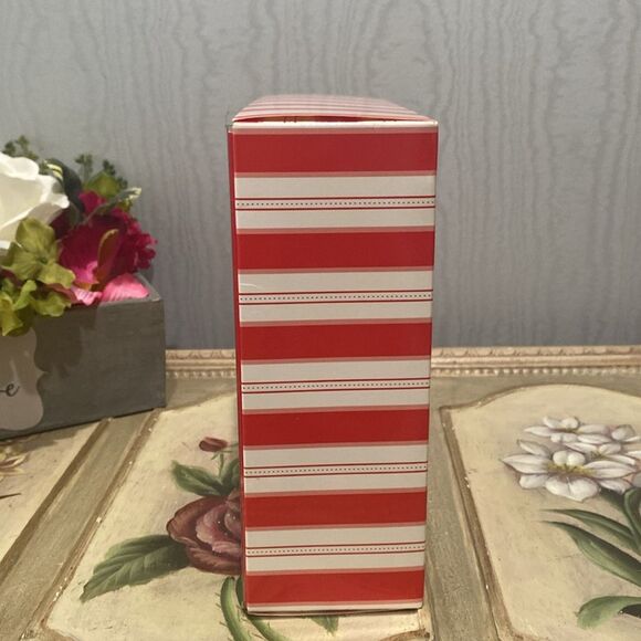 Kohl’s Christmas Tree in a Box 2 Foot Tree Decorations Book Oragami Paper - Picture 5 of 11